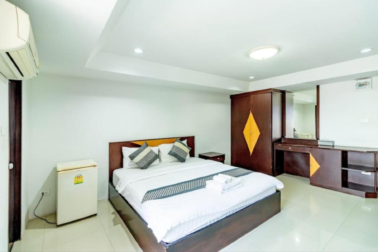 Aparthotel Grannylla Charoenkrung Bangkok Exterior foto